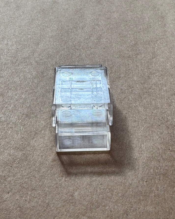 Strip-to-strip connector for COB (LED strip)