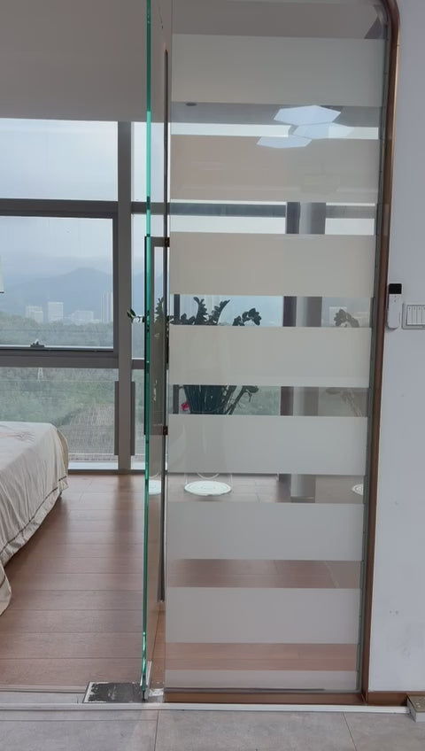 Bedroom and bathroom, smart screen window Video 15